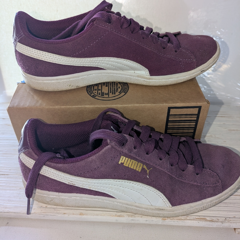 PUMA Suede Low-Top Sneakers in Plum with White Stripe